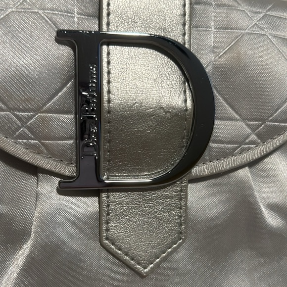 Dior Parfums Silver Satin Mini Pouch - Picture 4 of 9